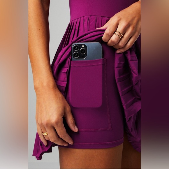 Fabletics Dress Women's Size Small Berry Blast Hot Shot Pleated Skort Mini - Picture 9 of 10